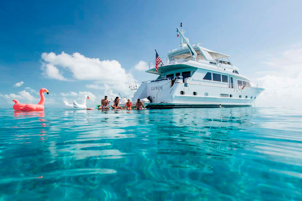 luxury yacht charter florida