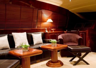 105 Mangusta yacht coffe tables