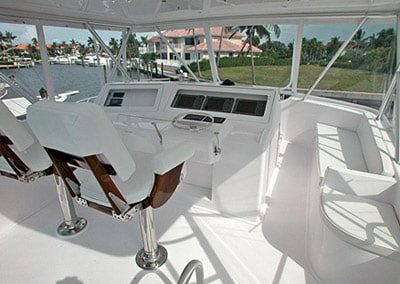 52 Viking sportfish yacht enclosed flybridge