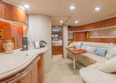 54 Searay yacht salon sofa