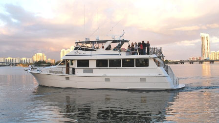 80 Hatteras party yacht