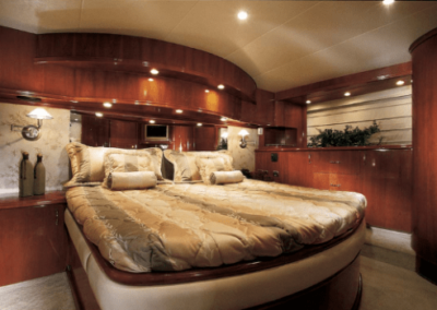 60 Marquis yacht master cabin