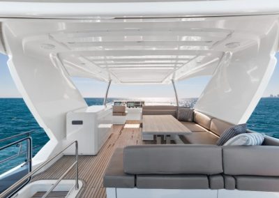 75 Prestige rental yacht flybridge